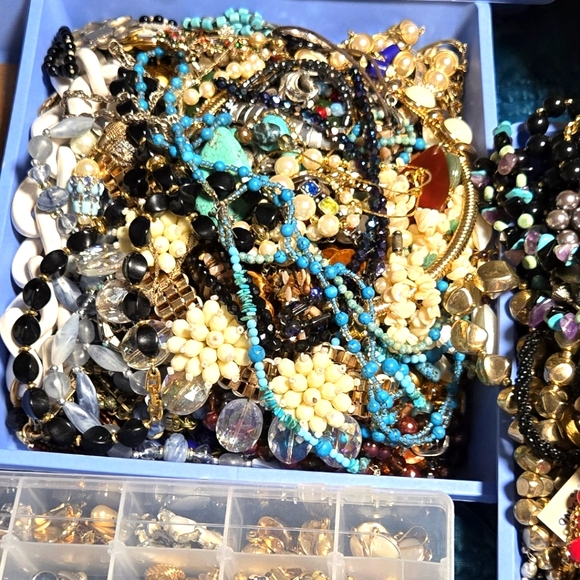 Unlisted Inventory And Share Show Please Bid Responsilbly No Cancels - Picture 4 of 9